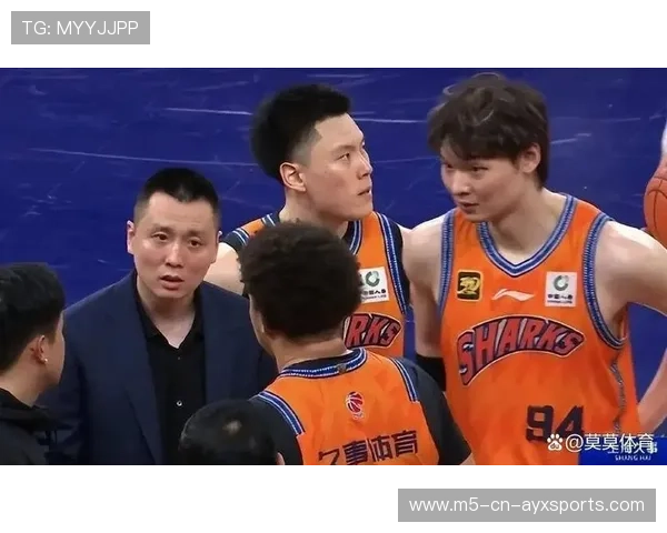上海男篮较量北京首钢，遭遇失利，北京首钢老臣加盟上海男篮